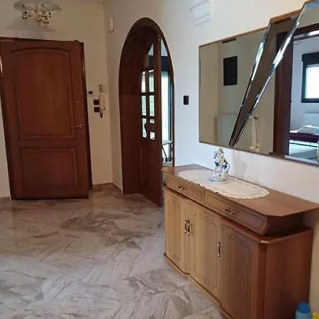 Bis Zu 6 Personen Apartment Nea Kallikrateia